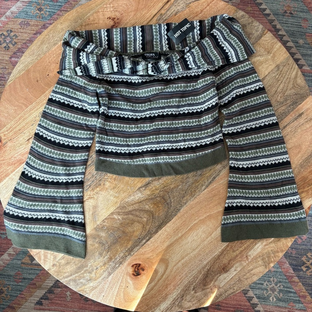 Thorne and Fable XS cropped flare sleeve top - NWT